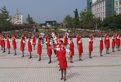 貴陽航空學(xué)校“空姐”“空哥”就業(yè)形勢怎么樣