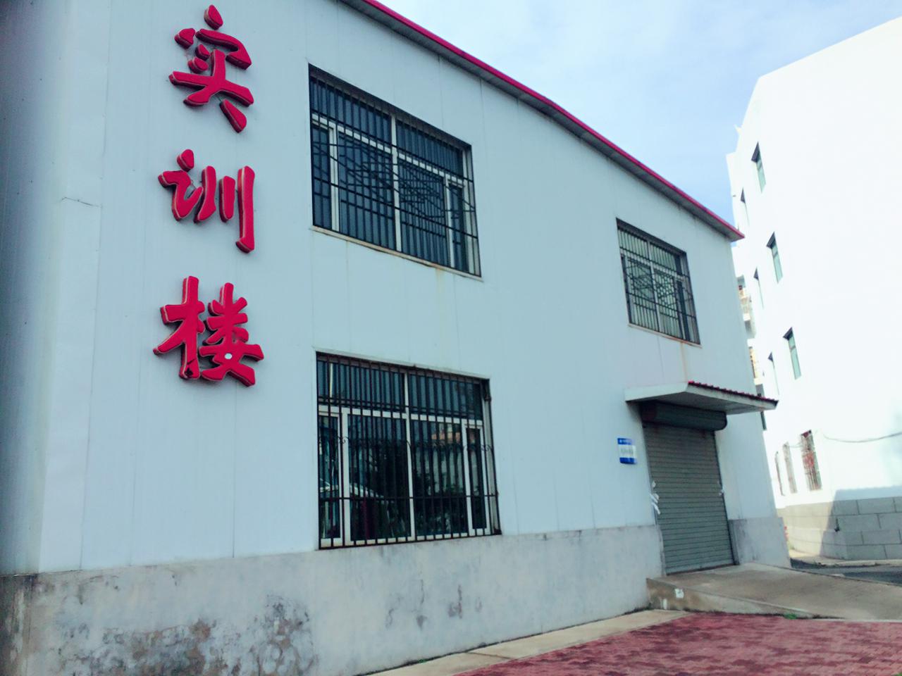 四川省實(shí)用中等專業(yè)學(xué)校怎么樣