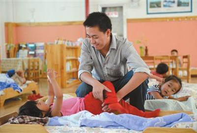 貴陽幼師學校：男幼師為何會更受歡迎?